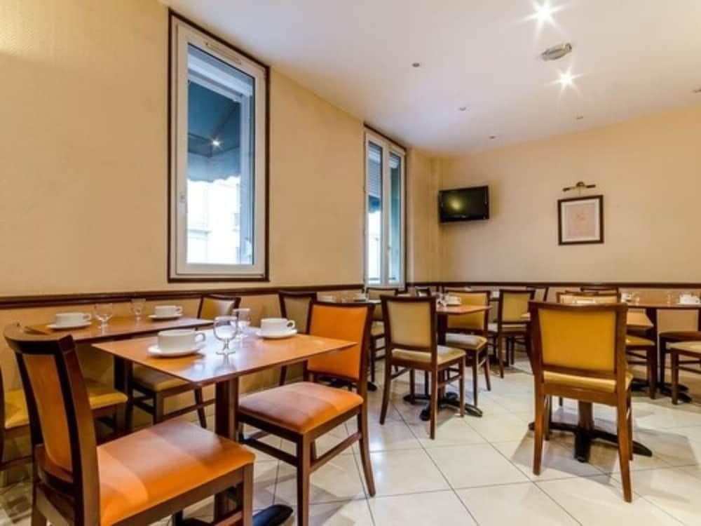 Hotel Cactus Paris Exterior photo